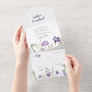 Todo En Uno Invitación de boda floral púrpura con RSVP adjunto