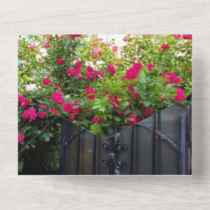 Todo En Uno Invitación de compromiso puerta de rosas rojas