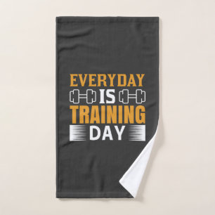 Todos los días se practica en gimnasios de día d