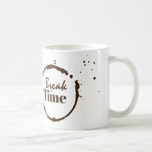 Tomar una taza de café rota
