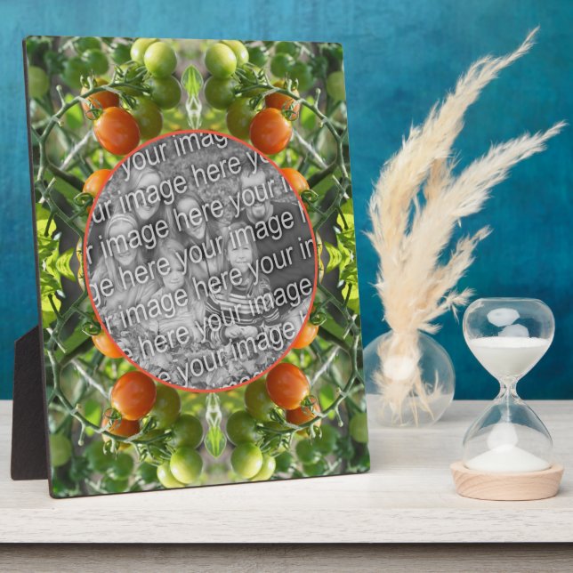 Tomates de cerezo de jardín añaden su propia placa (Lado)