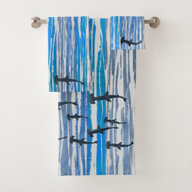 Tonos de rayas azules, grises y blancas y tiburone (In situ)