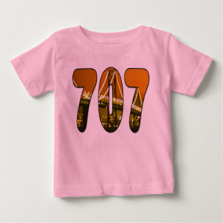 Top del niño del bebé