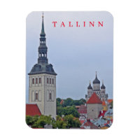 Torre de Tallín y imán de frigorífico de la catedr