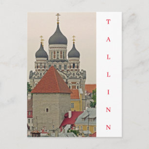 Torre del casco antiguo de Tallín y postal de la c