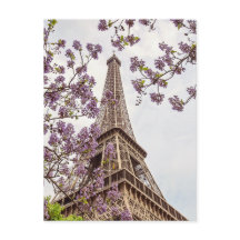 Torre Eiffel de París en postal de primavera