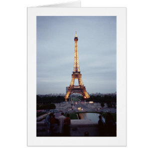 Torre Eiffle en Dusk