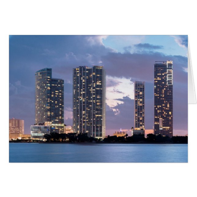 Torres de condominio frente al mar en Miami (Anverso (Horizontal))