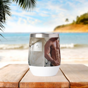 Torso de hombre musculoso sin camiseta de Slippery