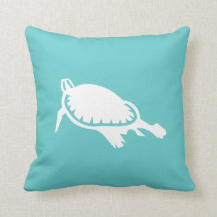 tortuga del mar blanco sobre almohada azul verde a