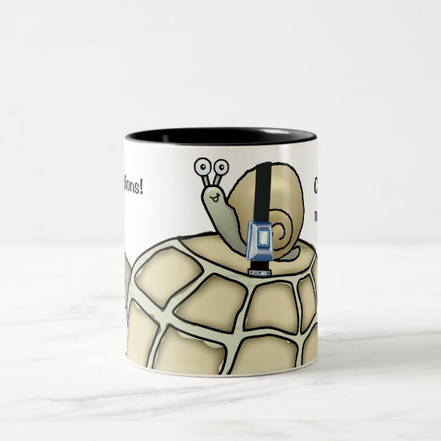 Tortuga y caracol abrochados para arriba. Taza del (Centro)