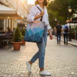 Tote al atardecer. Bolsa de tetas de patrón geomét<br><div class="desc">Trae energía vibrante a tu estilo diario con esta bolsa de tote inspirada en la puesta de sol, mostrando un audaz patrón de triángulo geométrico en ricos tonos azules, naranjas y dorados. La llamativa paleta de colores combinada con delicadas líneas doradas bordeadas crea un diseño moderno y elegante. Este accesorio...</div>
