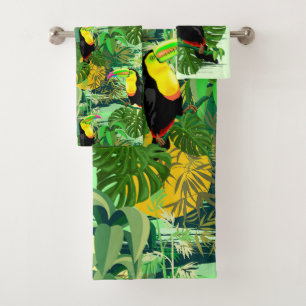 Toucan en la selva tropical verde de Amazonia