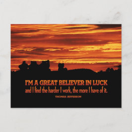 Trabajo duro y tarjeta postal de suerte