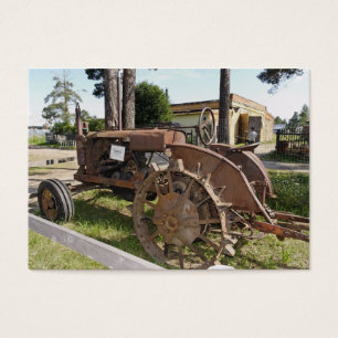 Tractor antiguo ruso