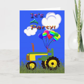 Tractor verde con tarjeta de invitación para el pa