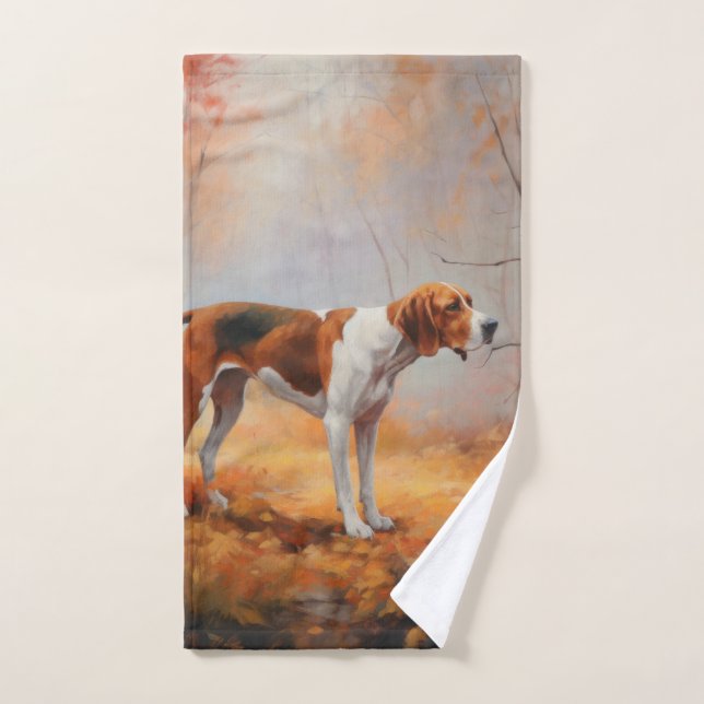 Treeing Walker Coonhound en hojas de otoño caídas (Toalla de mano)