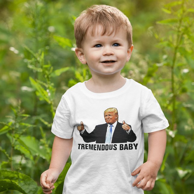 TREMENDO BEBÉ TRUMP T-SHIRTS JERSEY (Subido por el creador)