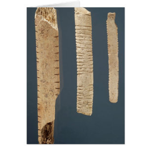 Tres adornaron los huesos