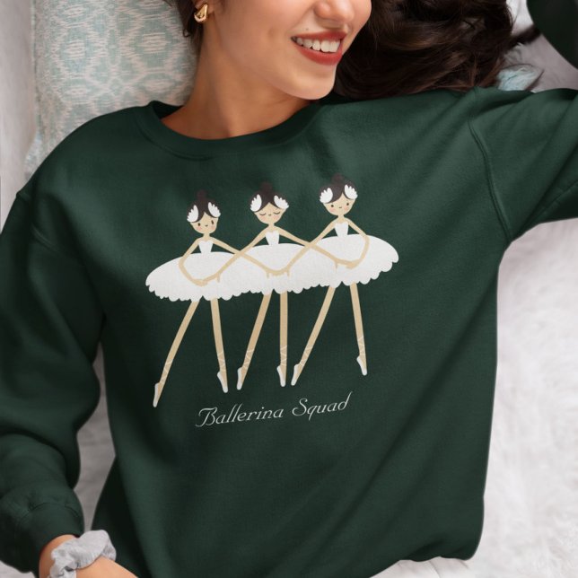 Tres Ballerinas Cubiertas, Vestidos Blancos (Subido por el creador)