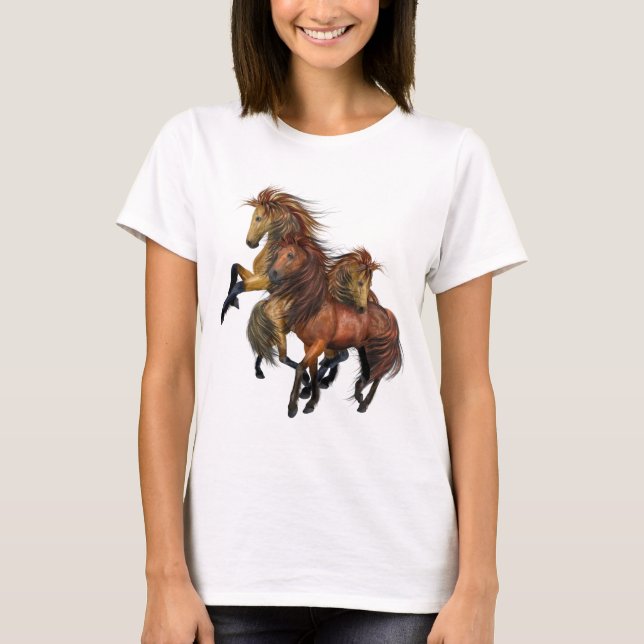 Tres camisetas de Stallions salvajes (Anverso)