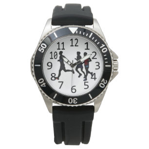 Tres corredores masculinos con relojes personaliza