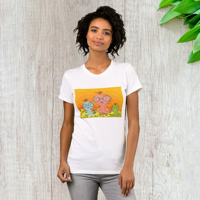 Tres criaturas extrañas mujeres camiseta (Subido por el creador)