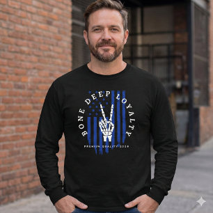 Triblenda Camiseta de la bandera de EE. UU. con mano esquelé