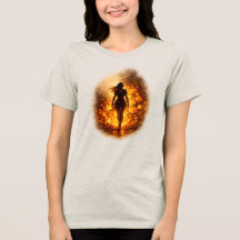 Camiseta Ella Camina a Través del Fuego