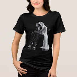 Triblenda Camiseta negra de mujer con figura artística surre