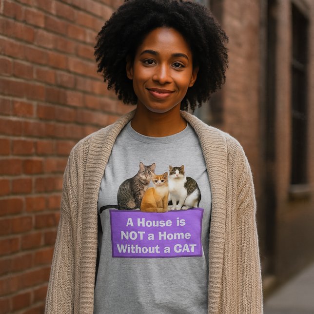 Triblenda Camiseta personalizada Happy Home / Cat Lover ("Cat lover gift: cozy winter tee with 3 cats + quote. Pet parent style for home & holidays.")