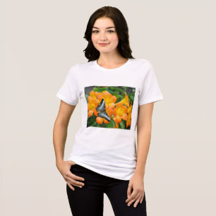 Triblenda Mariposa azul con camiseta Rhododendron tropical