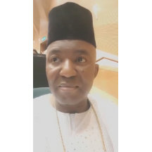 Obi Para Presidente - Camiseta Negra (Diseño 1)