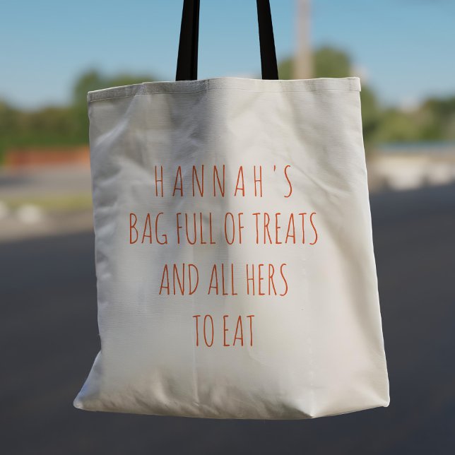 Trick personalizado o truco para tratar la bolsa d (Your bag full of treats and all yours to eat. Add your Name!)