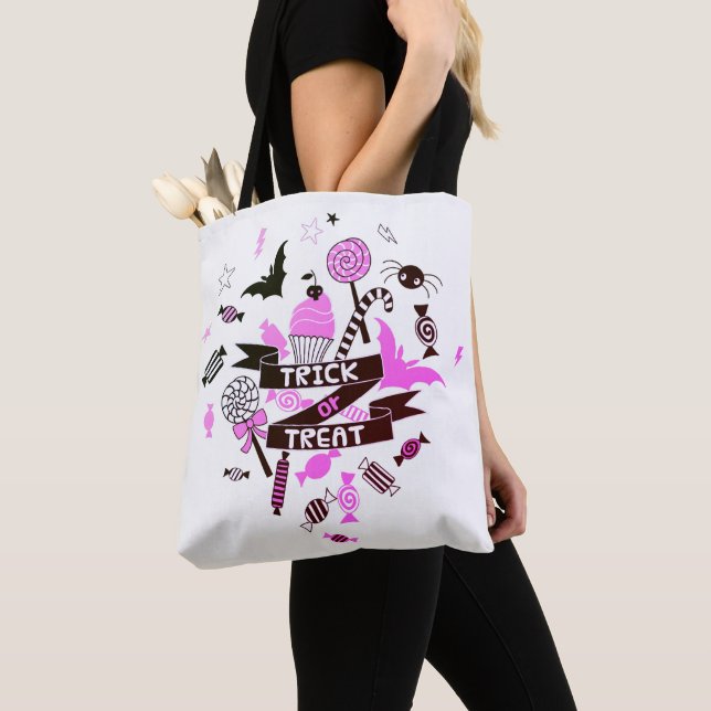 Trick rosa o truco para tratar la bolsa de té de H (Detalle)