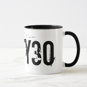 Trigésima taza del cumpleaños treinta sucios