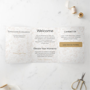 Tríptica Diseño Neutral Elegante Minimalista Tarjeta Trifol