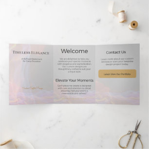 Tríptica Diseño Neutral Elegante Minimalista Tarjeta Trifol