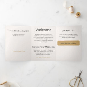 Tríptica Diseño Neutral Elegante Minimalista Tarjeta Trifol