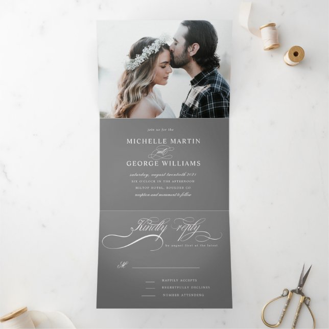 Tríptica elegante caligrafía triple invitación a la boda (Interior)