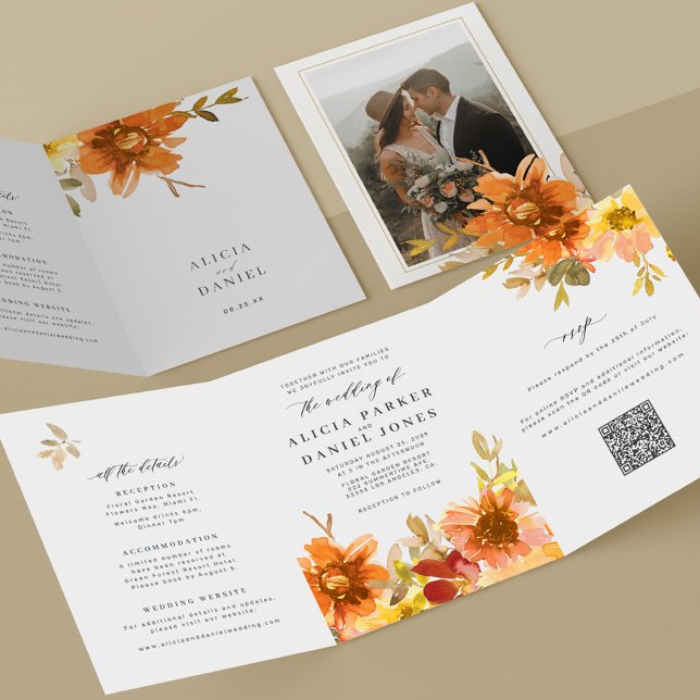 Tríptica Elegante invitación de boda floral todo en un códi (Subido por el creador)