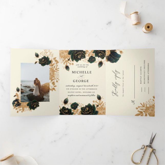 Tríptica Invitación a la boda tripartita de Rosas acuarelas (Interior)