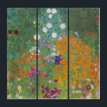 Tríptico Jardín de flores por Gustav Klimt<br><div class="desc">Hermosa pintura colorida de un jardín de flores de Gustav Klimt. Las asombrosas variaciones de colores y hermosas flores encajan en muchos tipos de productos maravillosos e ideas de regalo.</div>