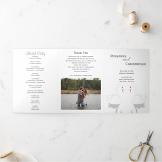Tríptico Programa de bodas de diseño para cisnes