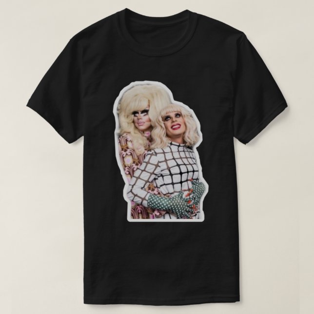 Trixie y la pareja Katya posan la camiseta clásica (Diseño del anverso)