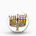Trofeo Happy Hanukkah Dreidels Menorah<br><div class="desc">Está viendo la colección de diseño de Lee Hiller. Coleccionista,  ropa,  regalos y objetos de colección Lee Hiller Photography o colección de arte digital. Puedes ver su fotografía de la naturaleza en http://HikeOurPlanet.com/ y seguir su blog de senderismo dentro del Parque Nacional de Hot Springs.</div>