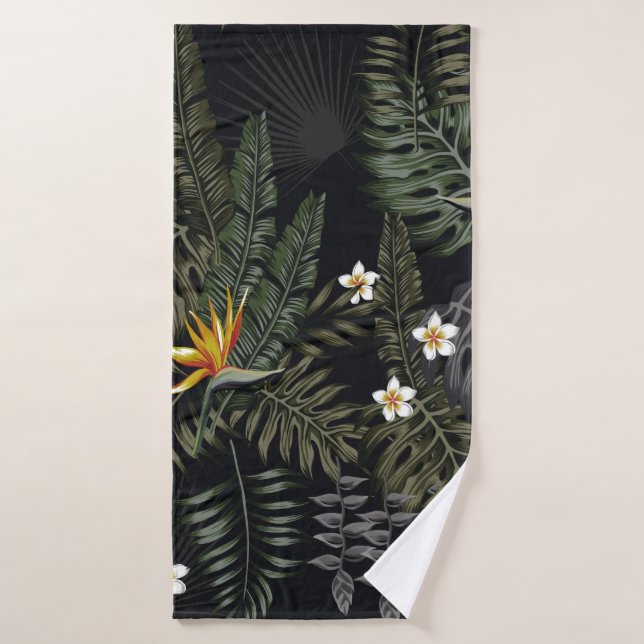 Tropical leaves and flowers in the night style. Se (Toalla de baño)