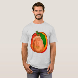Trump en una barquilla pone camiseta básica en la 