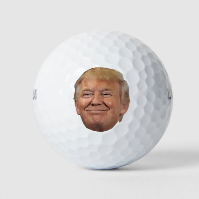 Trump enfrenta bola de golf (Anverso)