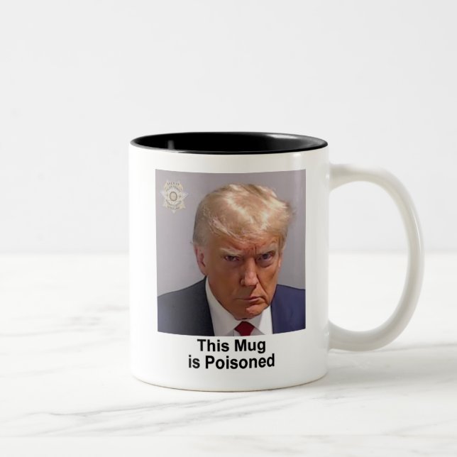 Trump Mug "Esta taza está envenenada" (Derecha)